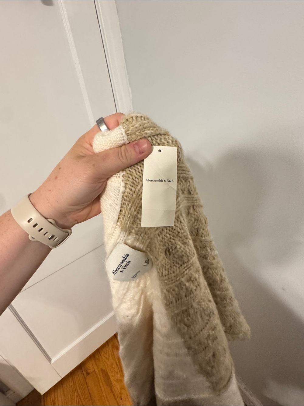 Abercrombie & Fitch Cream and Beige Cable Knit Scoop Sweater